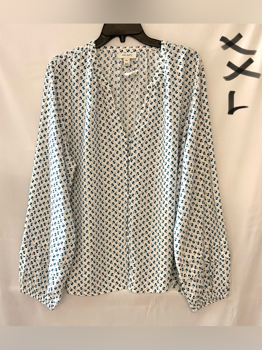 Loft White V-Neck Long Sleeve Blouse with Navy Geo Print